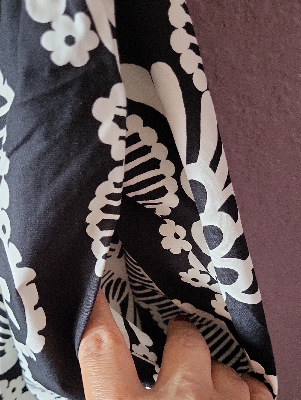 Banana Republic Black and White Floral Midi Dress - Picture 9 of 12